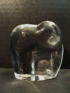 WONDERFUL BACCARAT CRYSTAL ELEPHANT PAPERWEIGHT SIGNED  