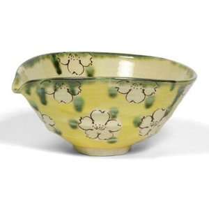  Tsubaki Camelia Yellow Bowl with Spout