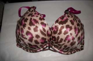 Victorias Secret Miraculous Bra 34DD Pink  