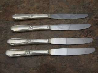   HIAWATHA   Set of 4 Dinner Knives   Wm Rogers Silverplate   Lot A