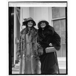 Photo Miss Ruth Malcomson and Mother, Mrs. Augusta Malcomson, 1/30/25