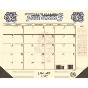  North Carolina Tar Heels 22x17 Desk Calendar 2007 Sports 