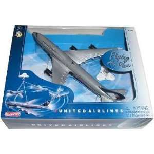  United Airlines B747 Flying Toy Toys & Games