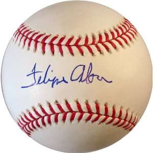 Felipe Alou Autographed/Hand Signed Official MLB Baseball