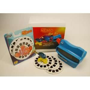   Nemo 3D Gift Set   Viewer, Reels & Action Figure of Dory Toys & Games