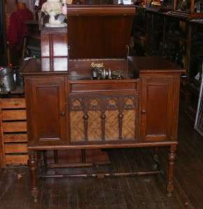 Antique Brunswick Balke Collender Phonograph Victrola  