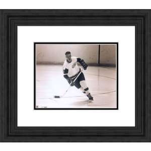 Framed Gordie Howe Detroit Red Wings Photograph  Kitchen 