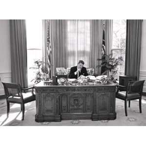 Ronald Reagan in the Oval Office 