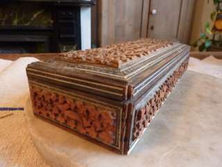 Antique Anglo Indian carved wooden Sadeli trinket box  