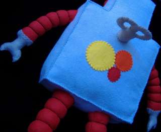 Retro Wind Up Robot Gears Toy Doll Felt Sewing Pattern  