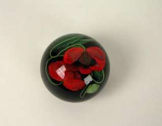 Gorgeous Lundberg Studios Red Opium Poppy Art Glass Paperweight Daniel 