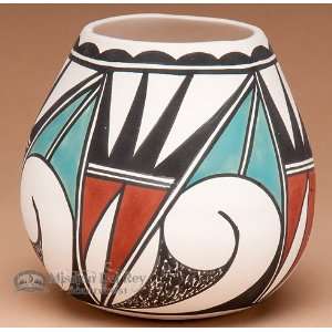    Tigua Indian Pueblo Clay Pottery Vase 4x4 (59)