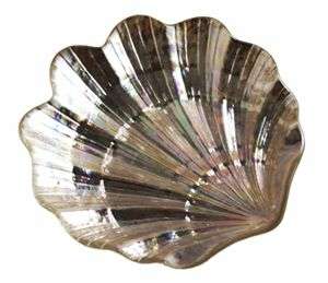   Glassware 50790320 Clam Handmade 5X5 in. Plate Set Of 4   Silver Pearl