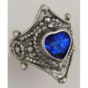 An Eye Catching Sterling Silver Victorian Ring Featuring a Beautiful 