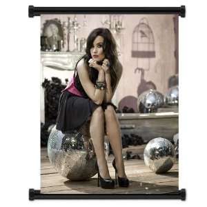  Demi Lovato Cute Pop Star Fabric Wall Scroll Poster (16 x 