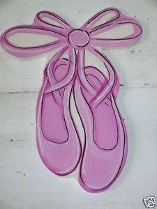 KIDS WOOD WALL ART   PINK HANGING BALLET SHOES   NEW  