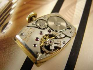 THIS RARE 1940s BULOVA CURVEX STYLE BEAUTY IS A STUNNING VINTAGE WATCH 