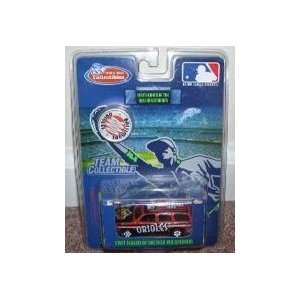   GMC Yukon 1/64 Scale Diecast MLB Collectible Car with Team Coin