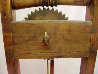 Antique Wooden Wool Spinning Wheel Spinners Weasel Clock Reel  