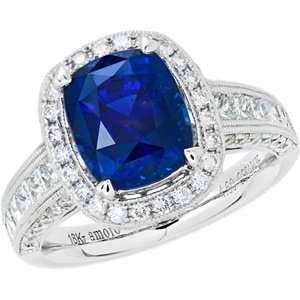   18kt White Gold Exquisitely Crafted Ceylon Sapphire and Diamond Ring