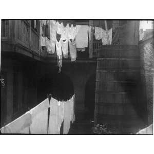  Clotheslines,New Orleans courtyard,c1925,LA,Louisianna 