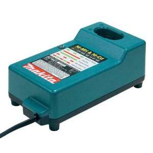 Makita DC1804 7.2 Volt to 18 Volt Pod Style and Stick Style 3 Hour 