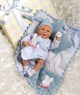 Peapod Nursery Lil Boy Blue   Cute Baby Doll in Resin  