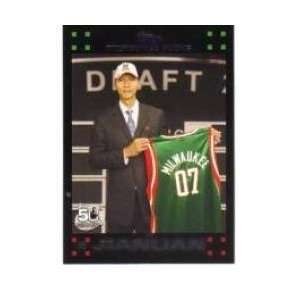  2007 08 Topps #116 Yi Jianlian   Milwaukee Bucks (RC 