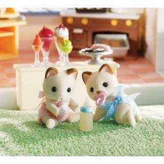  Calico Critters Buttercup Cat Family Toys & Games