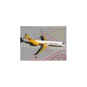  Northeast DC 9 30 Diecast Airplane Model Toys & Games