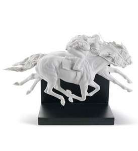 MARVELOUS LLADRO HORSE RACE NEW IN BOX. 8515  