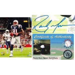  Randy Moss Signed Patriots Action 16x20