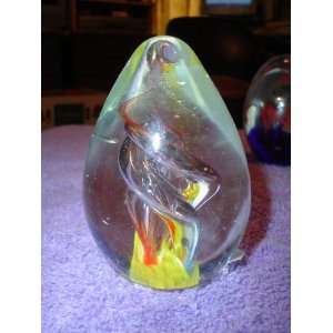  EGG SHAPED GLASS WITH INTERNAL RAINBOW BLOWN GLASS PAPER 