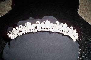 Davids Bridal Pearl/Crystal Style Tiara  
