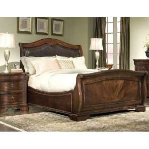  Legacy Classic Heritage Court Complete Leather Sleigh Bed 