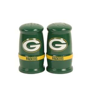  Green Bay Packers Ceramic Salt & Pepper Shakers Set 