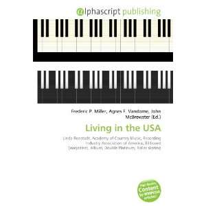  Living in the USA (9786134165655) Books