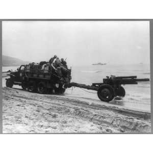 Prime mover towing,howitzer,Algerian beach,Troop ships,artillery,World 