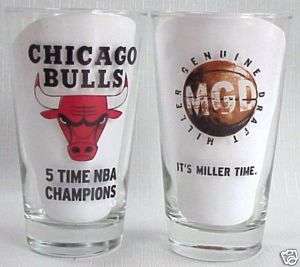 Miller Genuine Draft Chicago Bulls beer pint glasses  