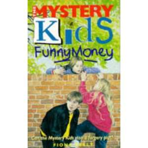    Funny Money (Mystery Kids) (9780340619940) Fiona Kelly Books