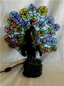 TIFFANY STYLE STAINED GLASS PEACOCK BIRD BEAUTIFUL COLORS BRONZE LIGHT 