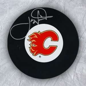 Joe Nieuwendyk Calgary Flames Autographed/Hand Signed Hockey Puck
