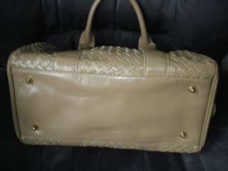 THIS IS A BEAUTIFUL SWAN LORD & TAYLOR WOVEN TAUPE LEATHER SATCHEL BAG