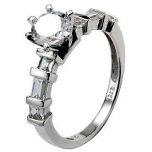   Engagement Ring With Round Cubic Zirconia in 6 Prongs in Bar Setting