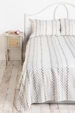   edge ruffle duvet cover $ 79 00 $ 89 00 online only new size available
