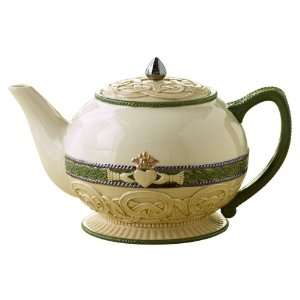   Celebrating Heritage Celtic Knot and Claddagh Symbol Teapot 58 ounce