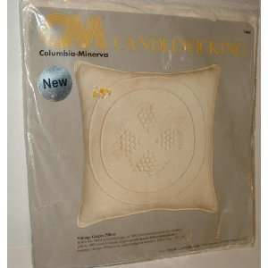 Cm Columbia Minerva Candlewick Pillow Kit Vintage Grapes Pillow 16 X 