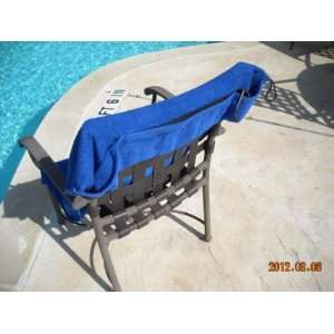NEW ITEM   Blue Pool Chair Towel With Pockets for Cell Phone & More 