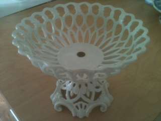 FRENCH OLD PARIS PORCELAIN COMPOTE, RETICULATED BASE  