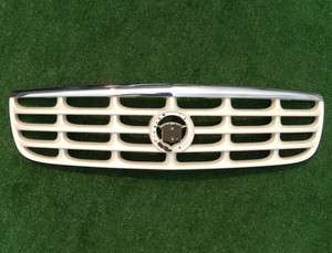   Cadillac DTS Grill 2005 2004 2003 2002 2001 2000 Deville DHS  